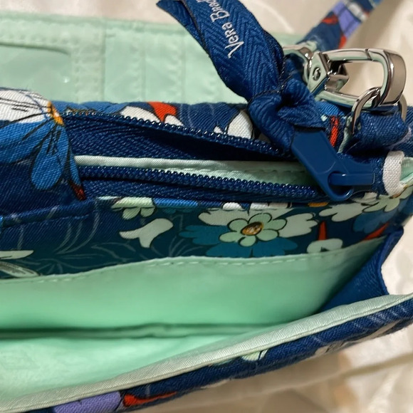 Vera Bradley Wallet - Picture 4 of 6